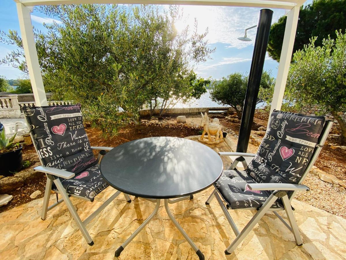 Apartmani-Joe Podglavica Buitenkant foto