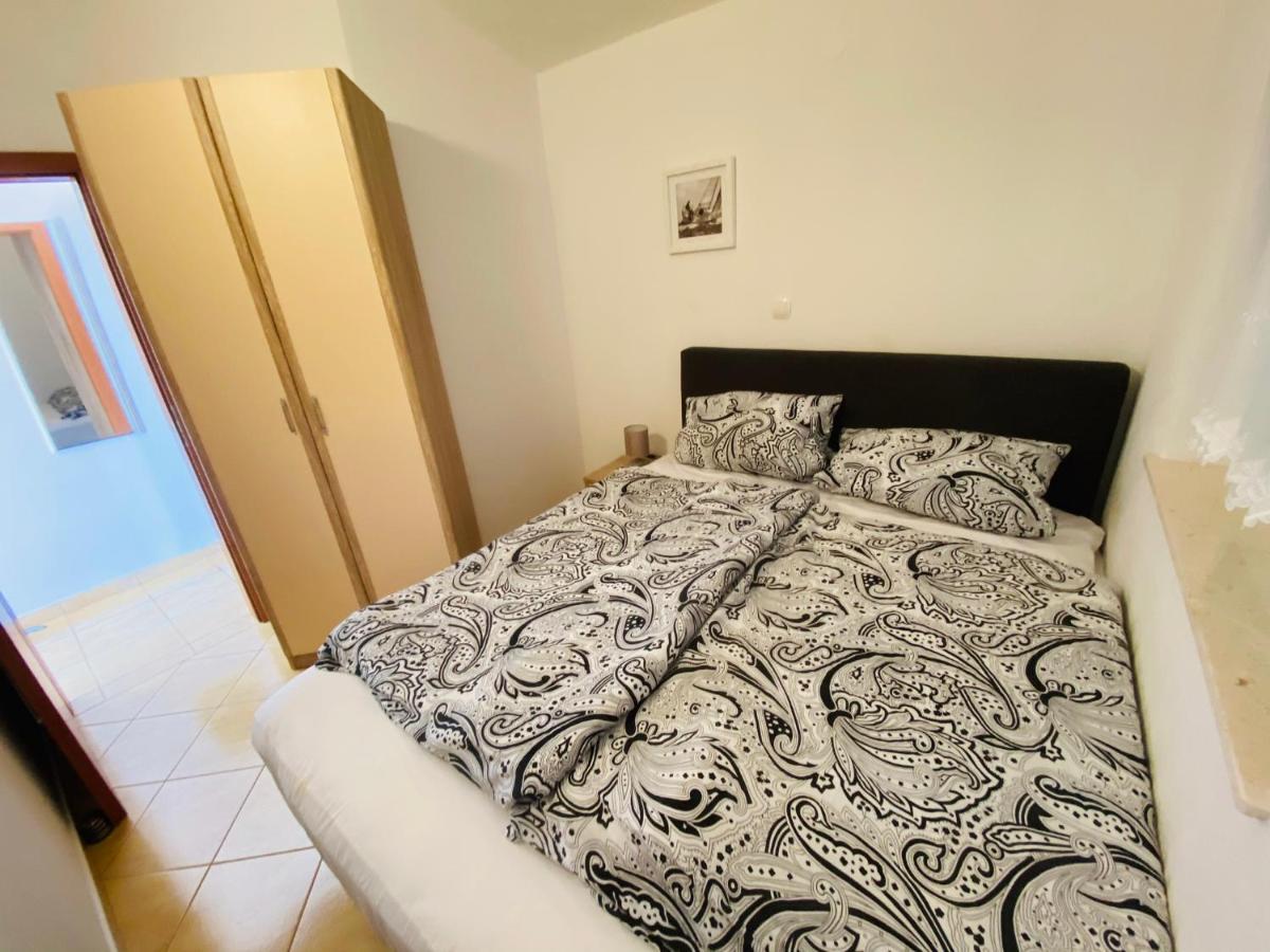 Apartmani-Joe Podglavica Buitenkant foto